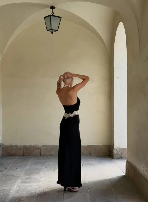 Siyah Dantel Patchwork Halter Boyun Maxi Elbiseler V Yaka Kolsuz Backless Yüksek Bel Uzun Elbise 2026 Zarif Parti Kulübü Kıyafetleri