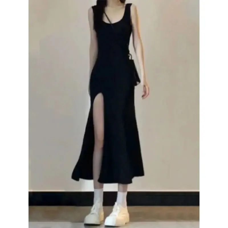 Summer New Black Queen Style Sexy Strap Dress for Women's Clothing Design Slim fit Split Hip hugging Long Skirt