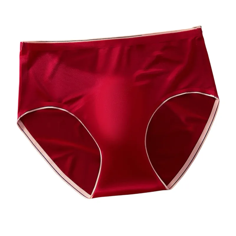 White Men Briefs Stylish Low Waist Panties Briefs 50 Polyamide 50 Spandex Solid Pattern Design Breathable Fabric