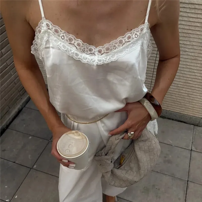 hirigin Lace Trim Satin Cami Tank Tops for Women Spaghetti Strap Sexy V Neck Silk Camisole Going Out Party Club Shirts
