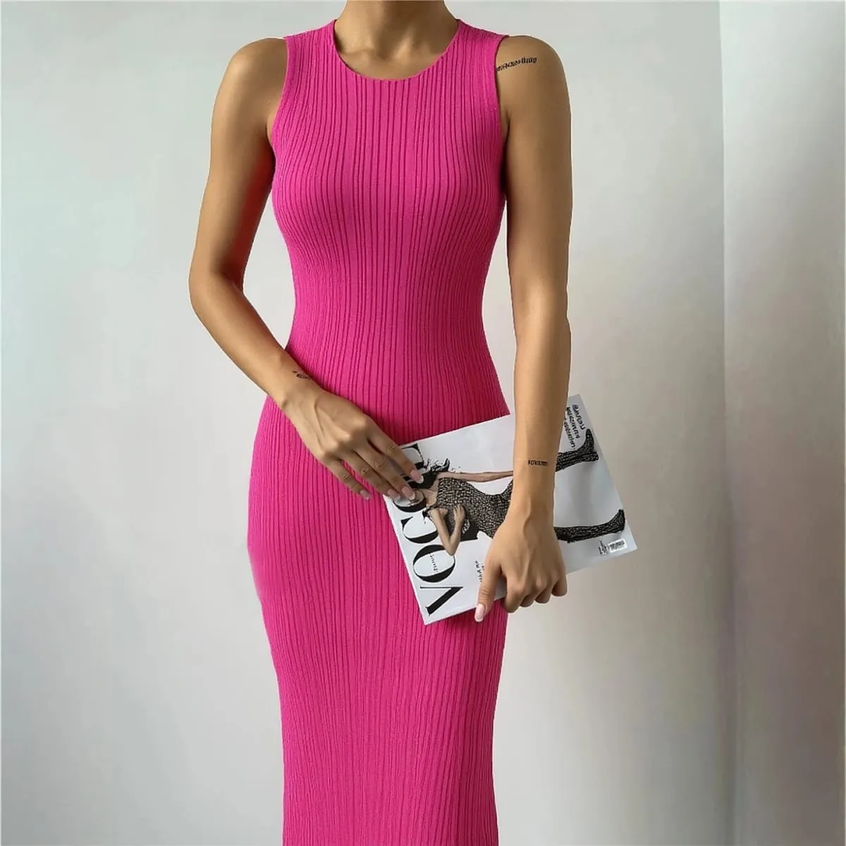 YuooMuoo Chic Fashion Sexy Wrap Hips Knitted Maxi Dress 2026 Spring Summer Ribbed Slim Elastic Sleeveless Tank Dress Lady Vestid
