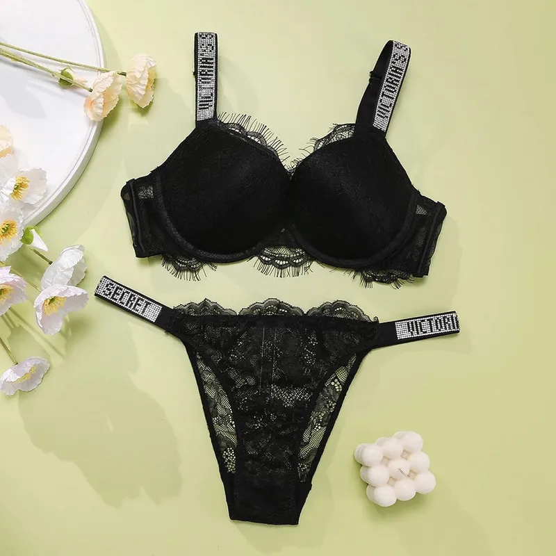 New V Lace Lingerie Set Women's Sexy Bra and Panty Set Comfortable push up Shapewear Adjustable Padded Gathered