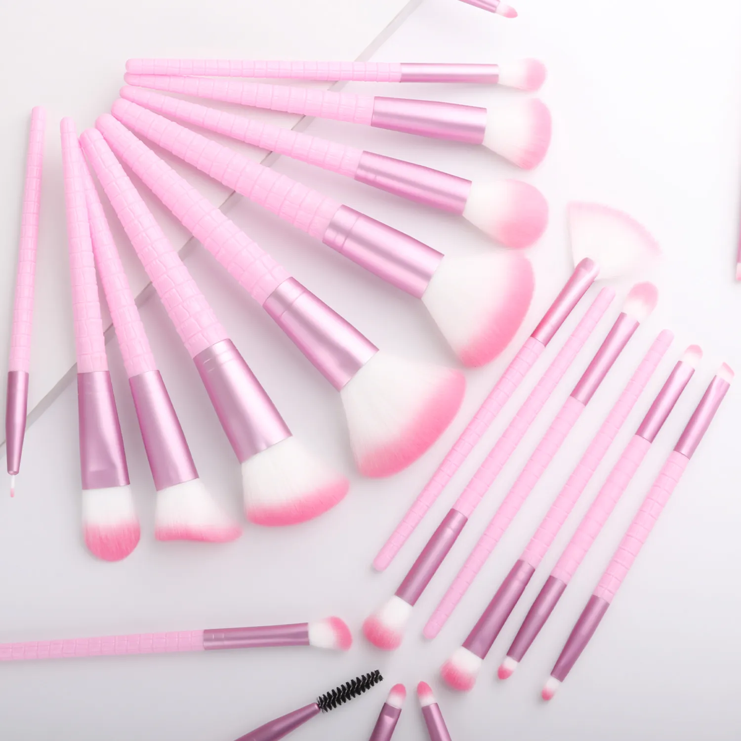 30Pcs Professional Makeup Brushes Set Soft Synthetic Brushes For Foundation Blush Contour Eyeshadow Full Face Cosmetic Tools