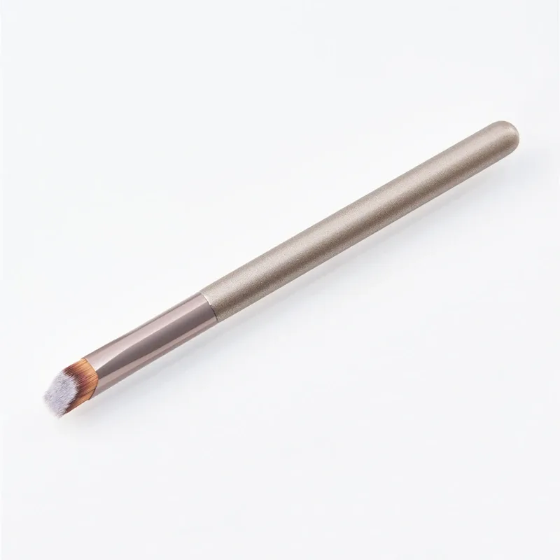 Wild Eyebrow Brush Multifunktion Simuleret Øjenbryn Hår Makeup Brush Contour Øjenskygge Concealer Firkantede makeup børster