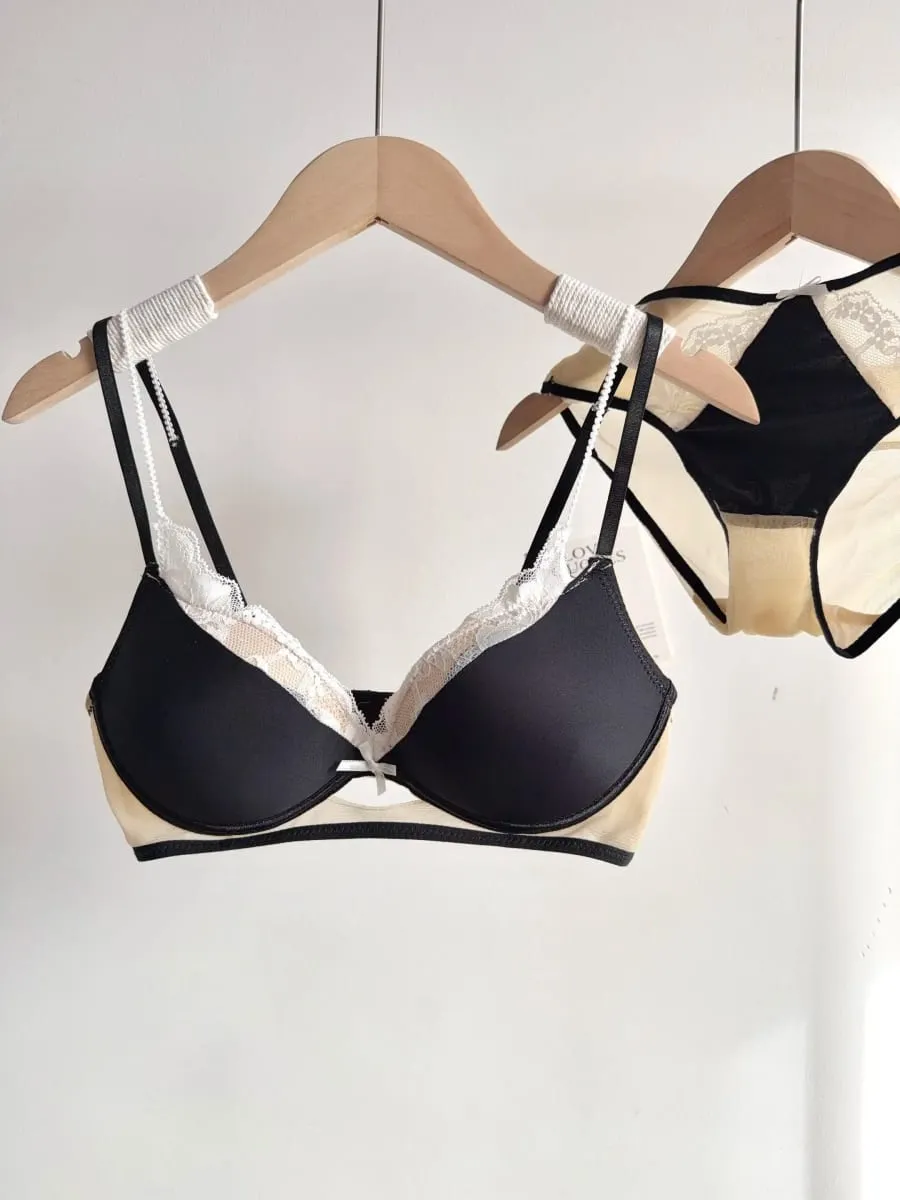 Lace Sexy Pure Desire Lingerie Set for Women Push-Up & Bust Enhancing for Small Chest 2026 Arrival Bestseller Side