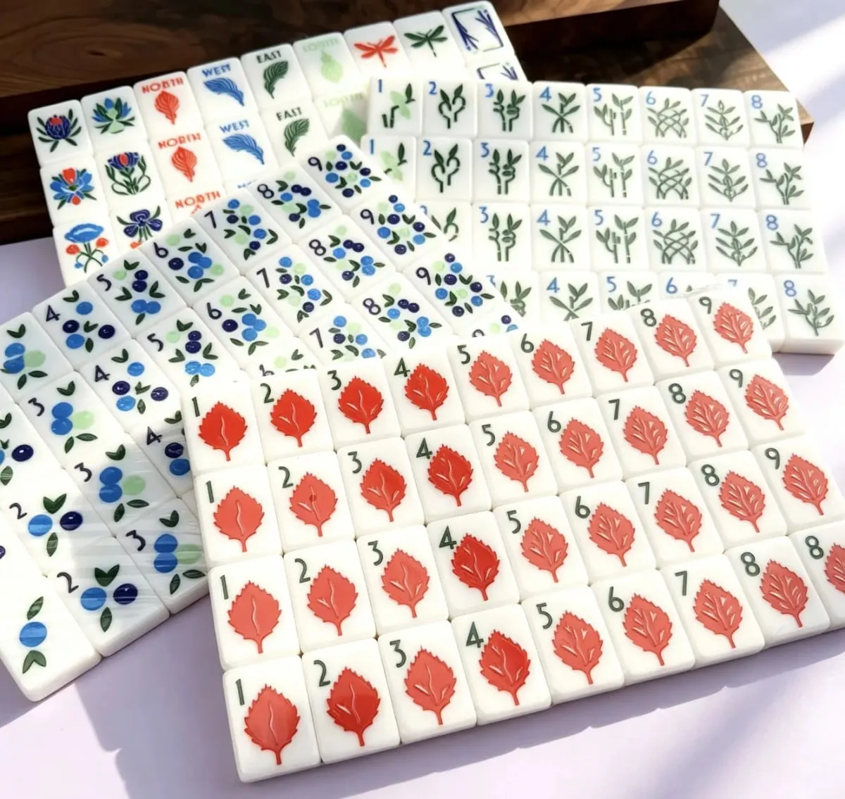 160Pcs 36mm American Mahjong Set Acrylic Mahjong Game Tiles Modern Minimalist Waterproof Durable Travel Board Game Gift