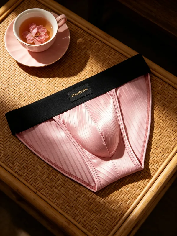 Mannen Ondergoed Glanzend Gestreepte Driehoek Slips Front Ardennen Pouch Sexy Laagbouw Slim Fit Dagelijks Heren Onderbroek DP915