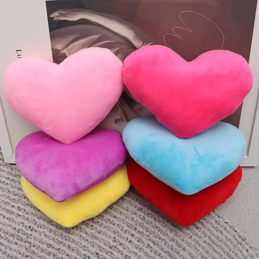 1PC New Heart Shape Soft Pillow Red Pink Color Stuffed Pillow Kawaii Home Decorative Lovely Gift for Birthday
