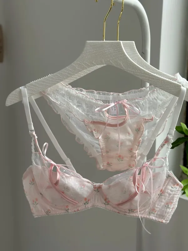 Kawaii Lace Bralette Set Japanese Floral Mesh Underwear Summer Ultra-Thin Lace-Up Cutout Romantic Bra 2024 New Kawaii set