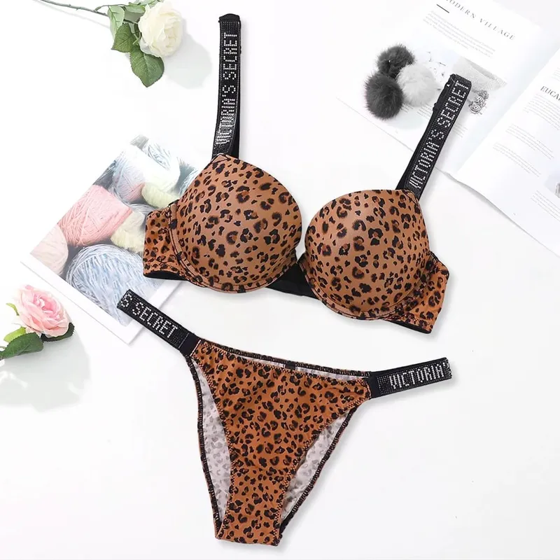 Victoria's Secret Sexy Lingerie Bra and Panty Set Push Up Classic Women's Lingerie Set Sexy Breathable Soft Versatile Shapewear