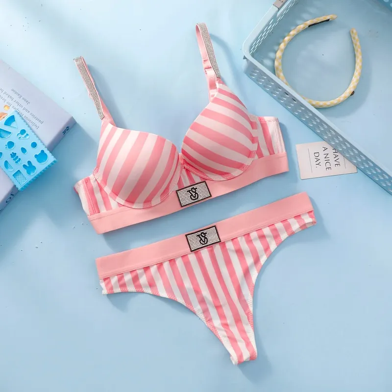Victoria Secret Very Sexy Logo Shine Strap Push Up Bra And Shine Script Thong Panty Lingerie Set For Women Hot Sale