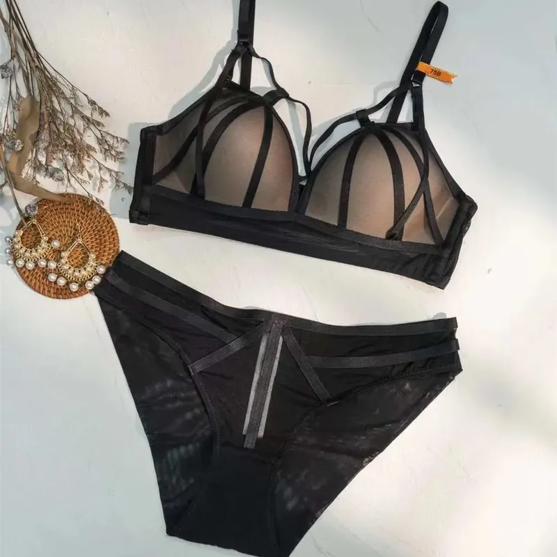 high quality sexy women bras and brief two piece set push up B C D cup striped wire summer lingerie underwear black white red