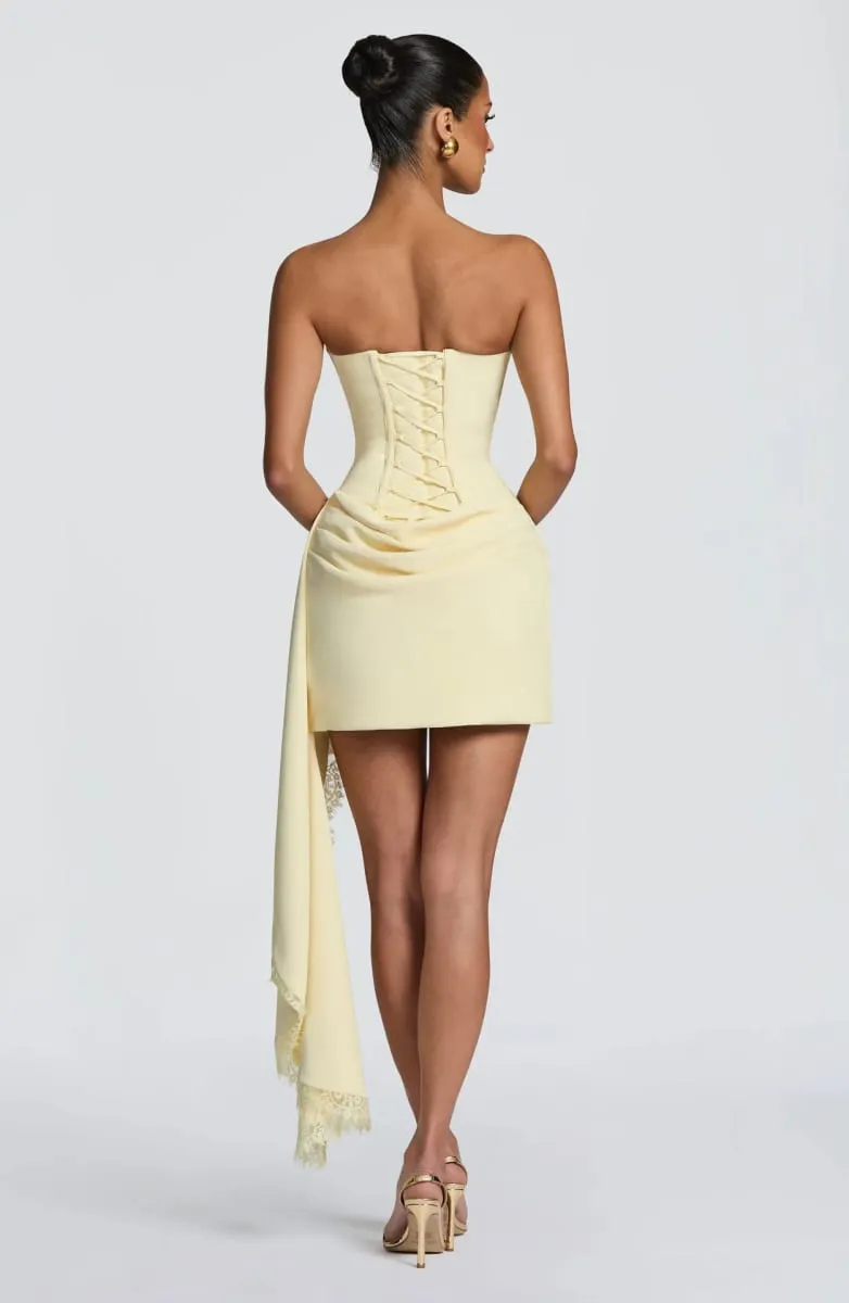 Women Lace Trim Patchwork Strapless Ribbon Bodycon Dress Sexy Ruched Pleated Backless Lace Up Short Dresses Evening Party Gowns