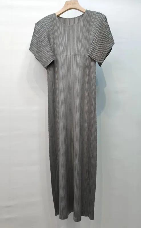 Miyake Pleated Dresses 2026 New Puff Sleeve V-Neck Loose Simple Slimming Elegant Long Dress Women's Draped Comfortable Clothing