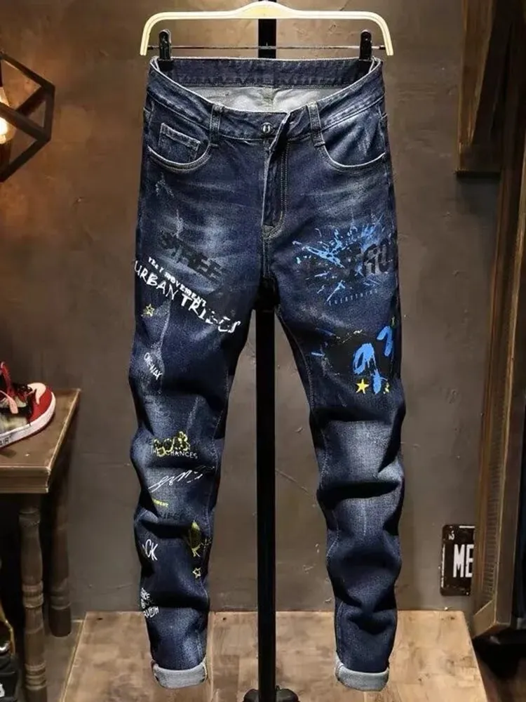 Jeans in denim elasticizzato a gamba dritta stampati con tendenza alla moda primaverile e autunnale per uomo Jeans sportivi casual comodi di alta qualità