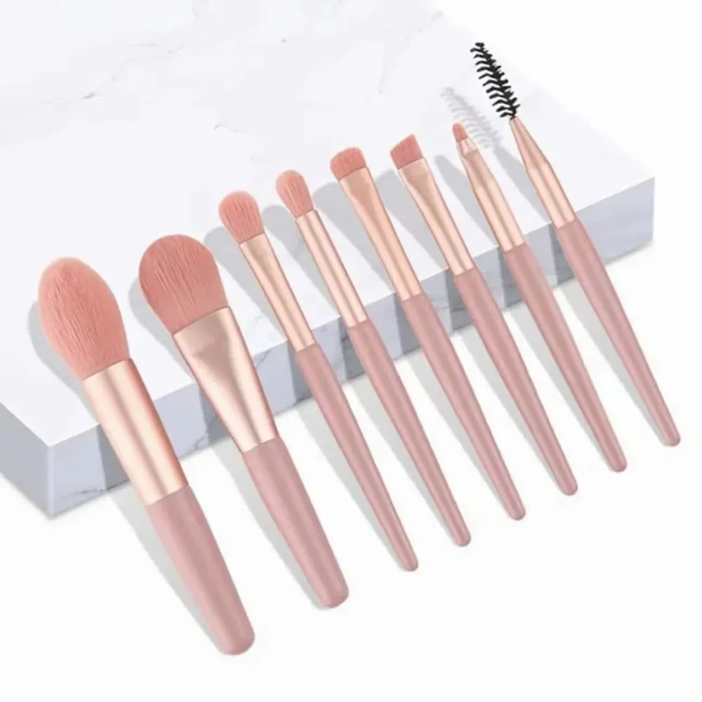 Beginners Makeup Brushes Set - Soft Fluffy Brushes For Face & Eye With PU Bag Ideal For Makeup Artists Golden Flower Pattern