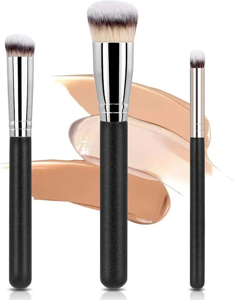 3-piece foundation brush set includes brushes suitable for liquid foundation and professional Kabuki foundation brushes which c