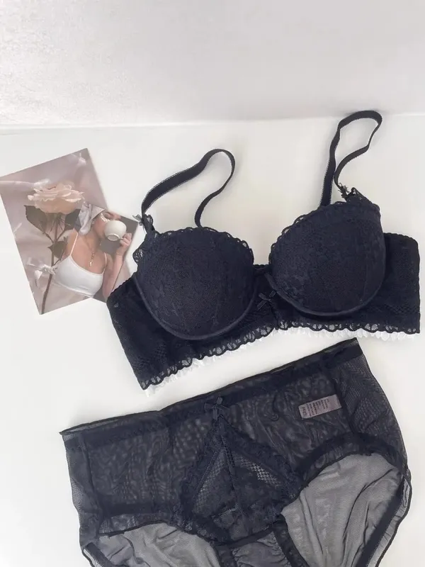 Hot French Pure Lace Lingerie Set Women Wireless Push Up Bra Small Breast Gathered Plus Size Comfort Party Nightwear Hot Trend
