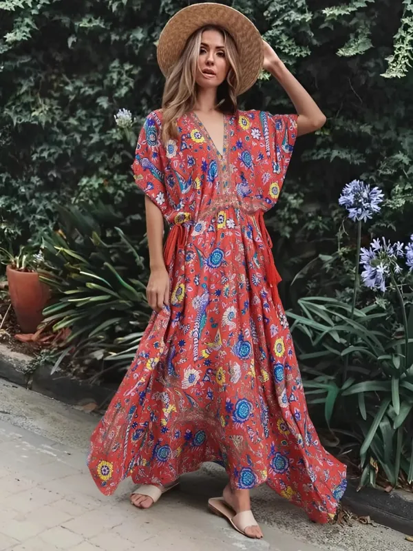 Boho Queens Wanita Merak Bunga Cetak Lengan Kelawar Pantai Bohemian Maxi Gaun Wanita V Leher Rumbai Gaun Musim Panas Vestidos