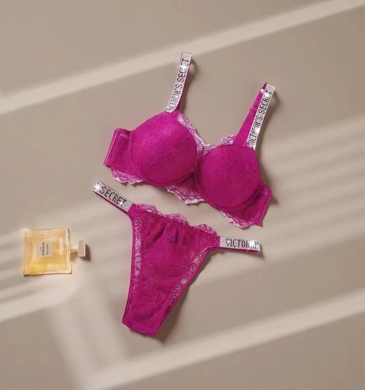 Victoria's Secret Sexy Lace Trim Pattern Breathable Gathered Padded New Soft Bra and Panty Set Classic Women's Lingerie Set