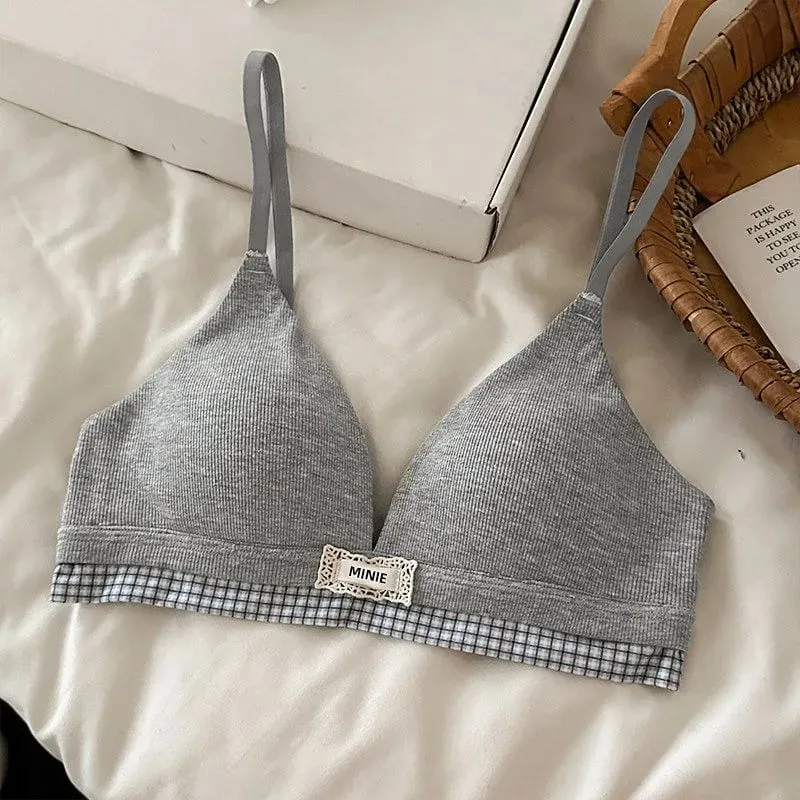 Teen Girls Soft Seamless Wireless Bra Triangle Cup Push Up Thin Padded Small Bust Side Support Anti Sagging Daily Wear