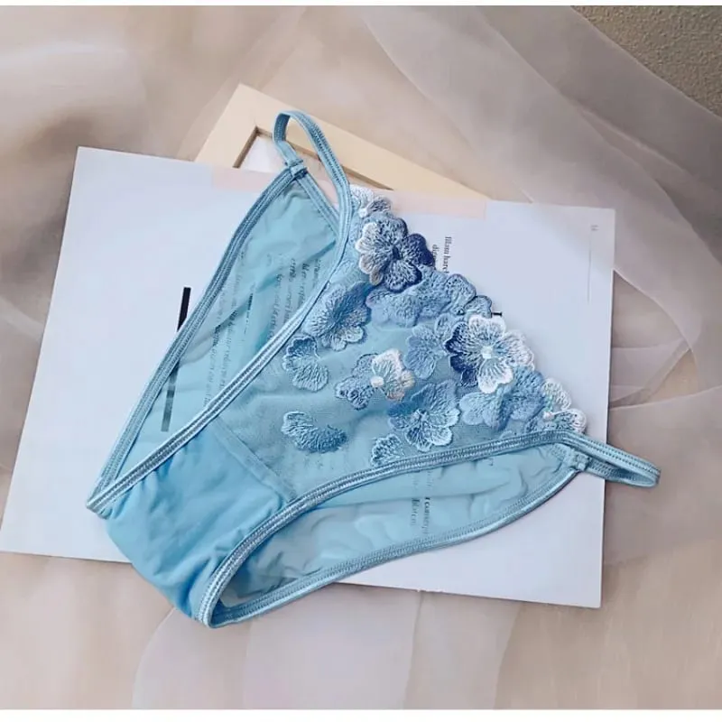 우아한 속이 빈 레이스 브래지어 & 팬티 세트 언더 와이어 없음 쉬어 프렌치 트라이앵글 컵 Bralette 보이지 않는 티셔츠 여성 속옷