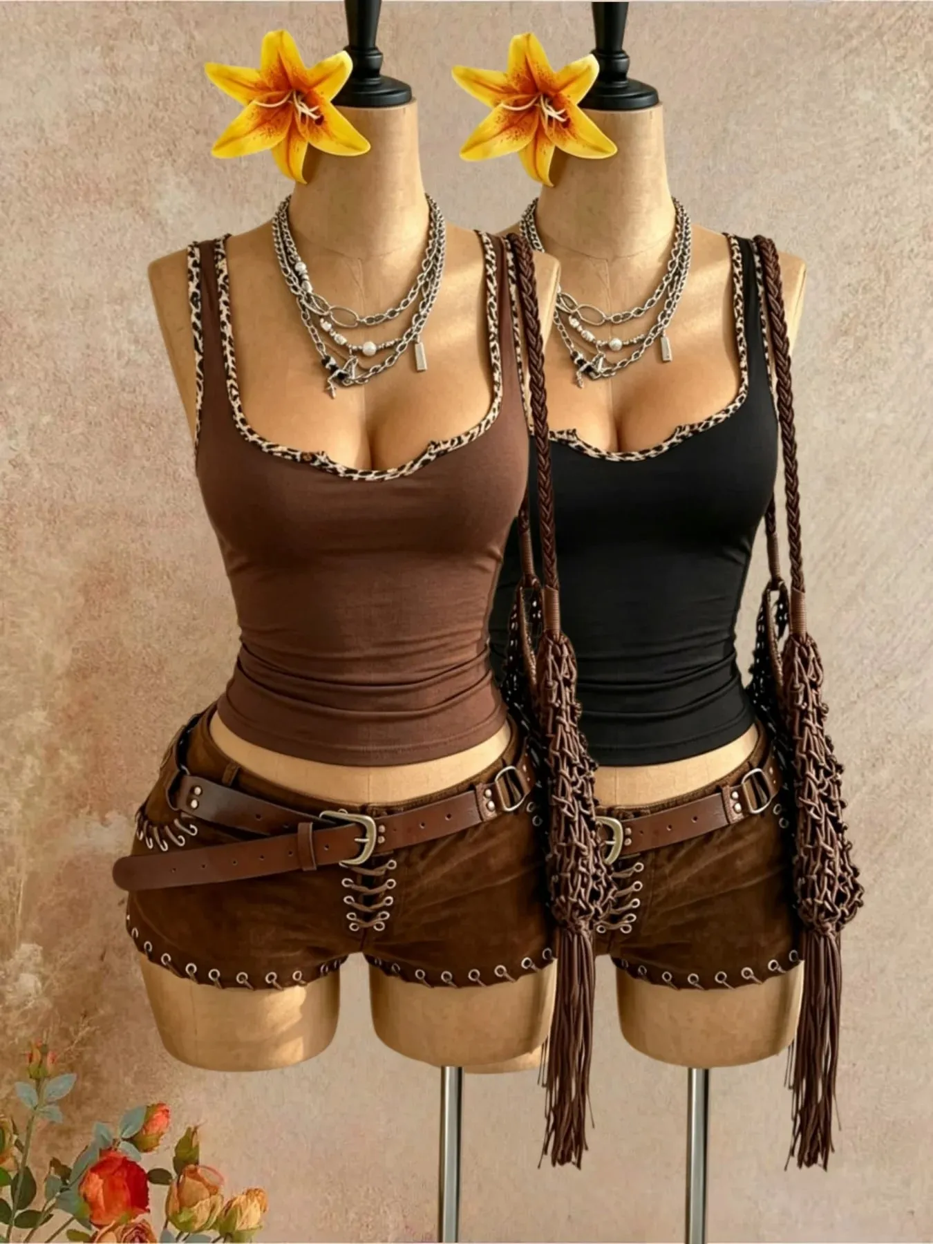 2 Pcs Women Leopard Print Trim U Neck Sleeveless Tank Top Solid Slim Fit Western Y2K Cami Vest Multi-color Wine Red Black