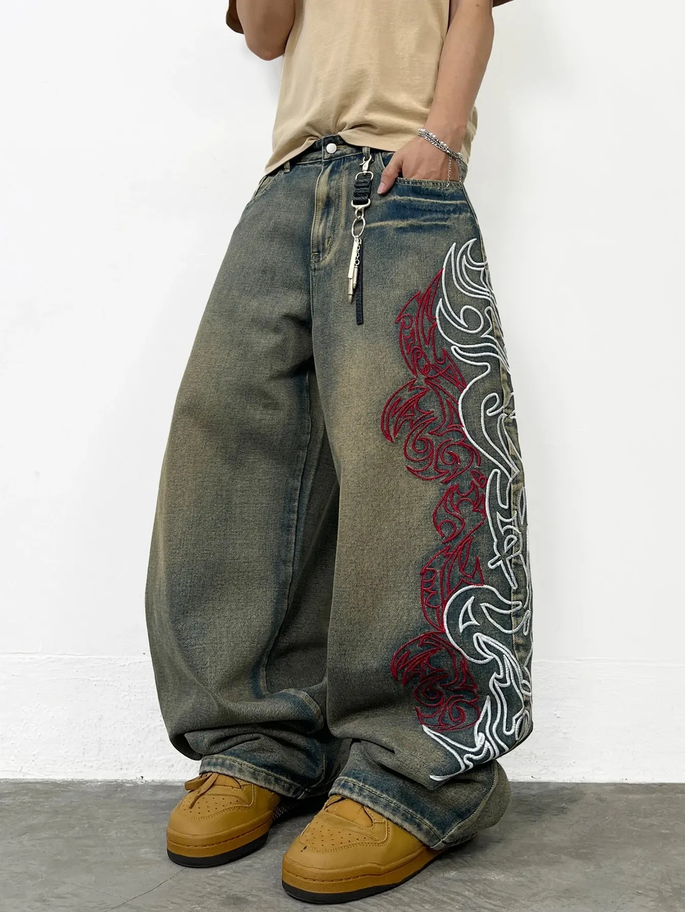 American Retro Two-Tone Totem Embroidery Design Vintage Washed Baggy Wide-Leg Jeans Y2K Hip-Hop Streetwear Stylish Long Pants