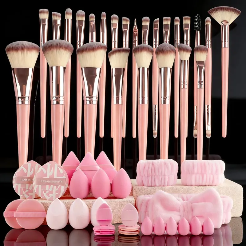 13/53pcs Professional Cosmetic Brush Set for Combination Skin with Soft Brushes Perfect for Beginners and Makeup Artists
