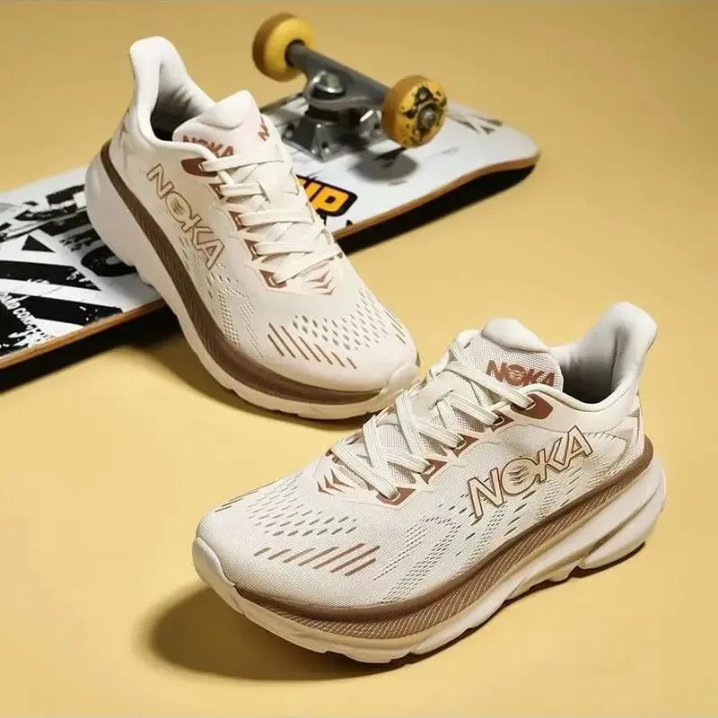 New men's casual sports shoes with shock absorption breathable running shoes anti slip and wear-resistant outdoor hiking shoes