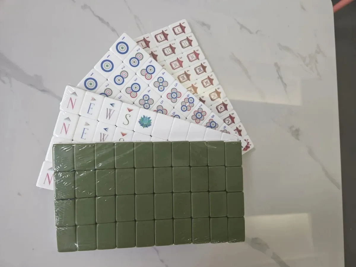 Customizable American Mahjong Sets 160 Tiles 4-Layer Acrylic Mah Jongg Surprise Gifts Mahjong Portable Travel Family Party Games