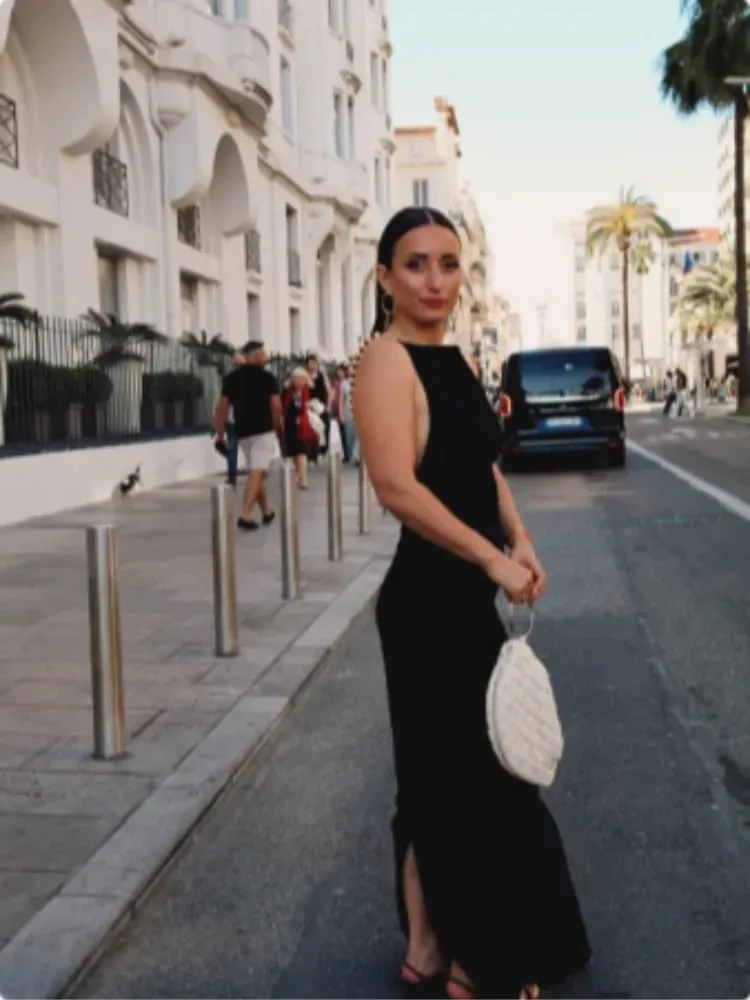 Elegant Black Maxi Dress Sleeveless Slim Fit With Gold Chain Detail Dresses Evening Party Formal Events Chic Floor-length Gown