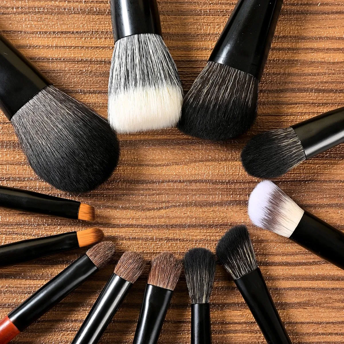13 PCS Walnut Makeup Brushes Set Travel Size Professional No Shed Tan Mini Makeup Brushes With Case