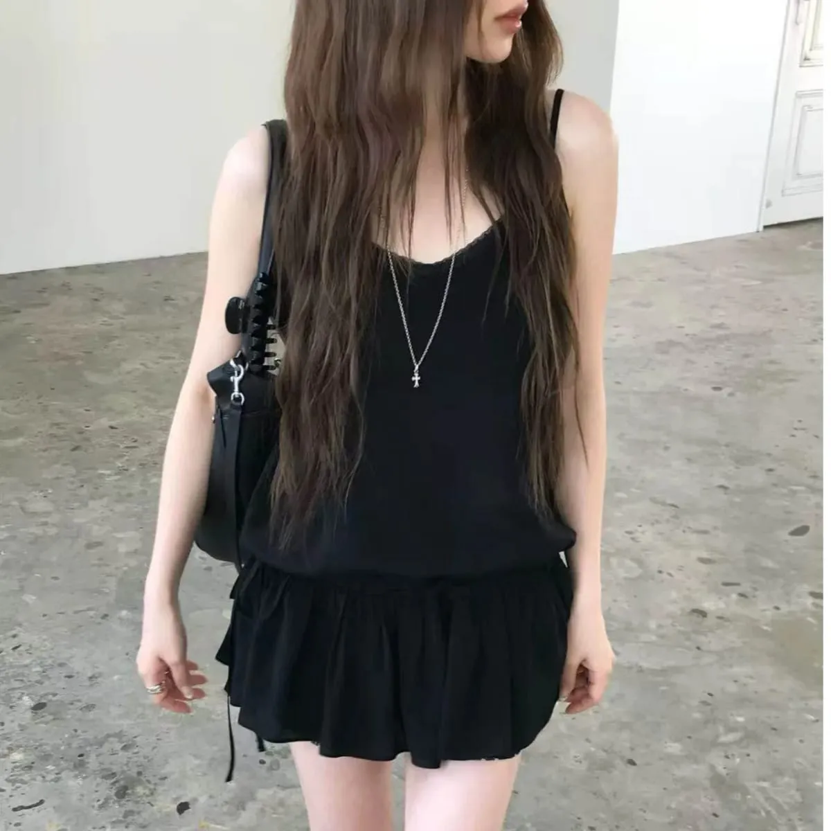 Summer 2026 Korean Style Sweet Skirt Waist Cinching Sexy Strapless Dress Fashionable Casual V-neck Loose Fit Maxi Dress