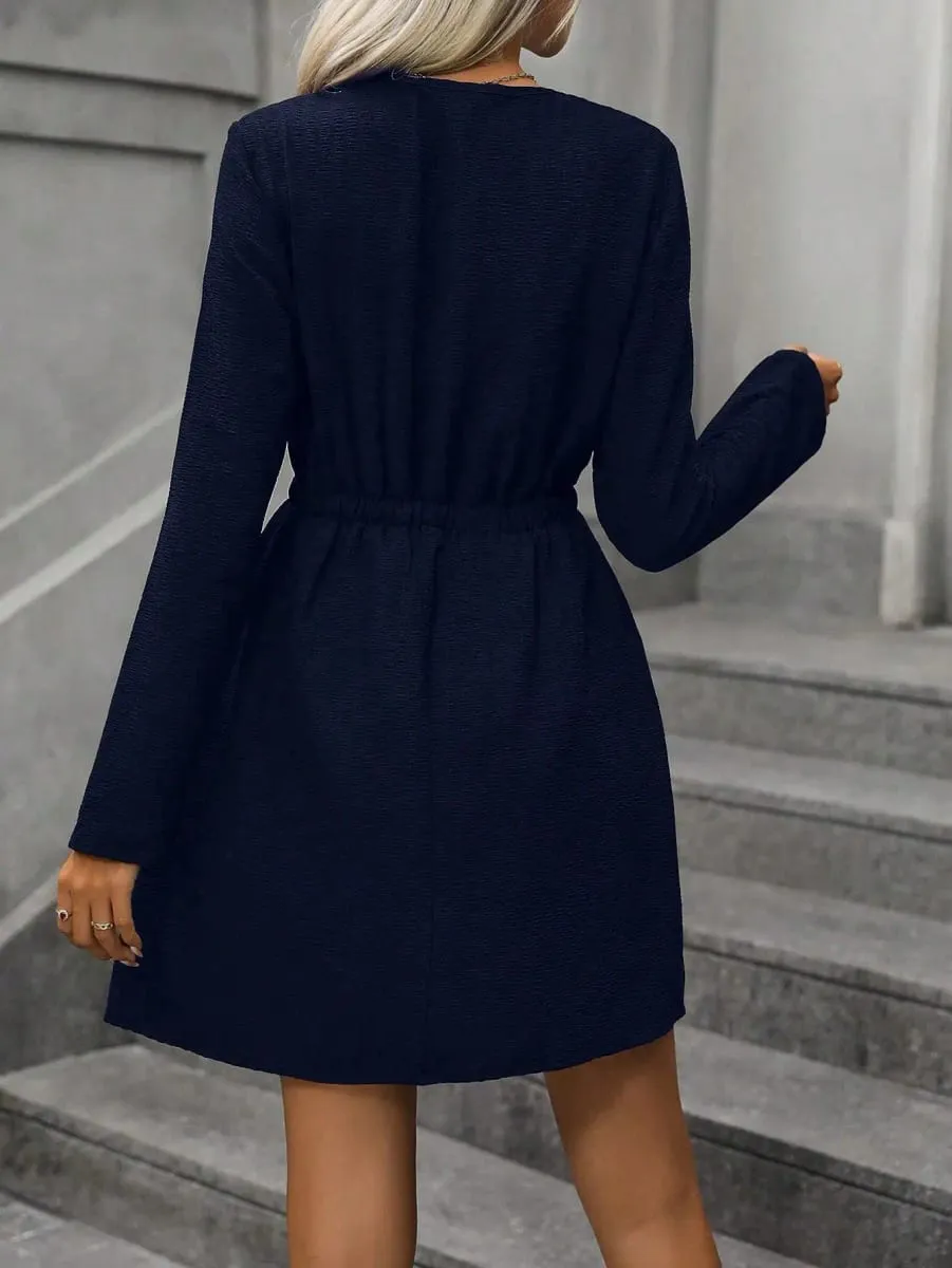 Vestido feminino azul marinho com cordão na cintura, casual, manga comprida, camisa com botão, decote em v, linha a, mini vestido para mulheres — image 2