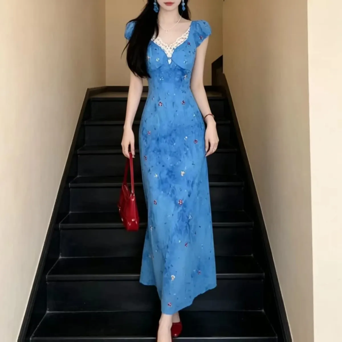 Elegant Blue Lace Splice Beach Vacation Style Tea Break Dress High Waist A-Line Skirt Short Sleeve V-Neck Commute Korean Style