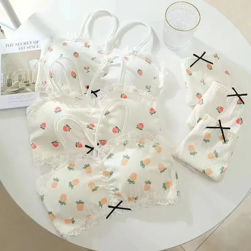 Quần lót mới sinh viên đồ lót nữ dễ thương in hình trái cây lưng có miếng đệm Bộ áo ngực không có vòng thép áo ngực quần