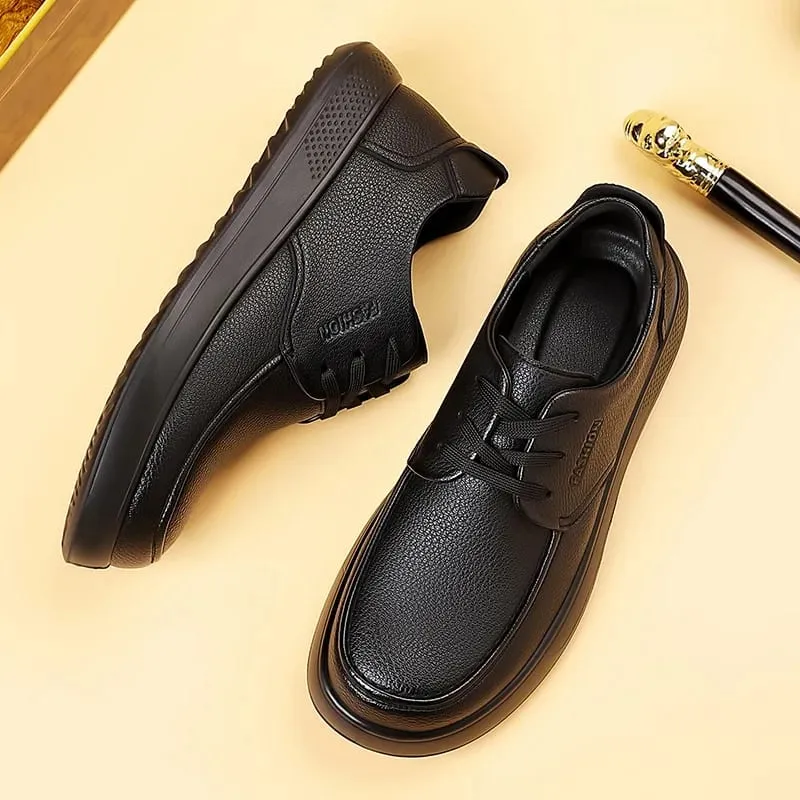 2026 New Designer Solid Color Leather Shoes for Men Soft Sole Fashion Loafers Man Spring Summer Autumn Business Casual Shoe Male