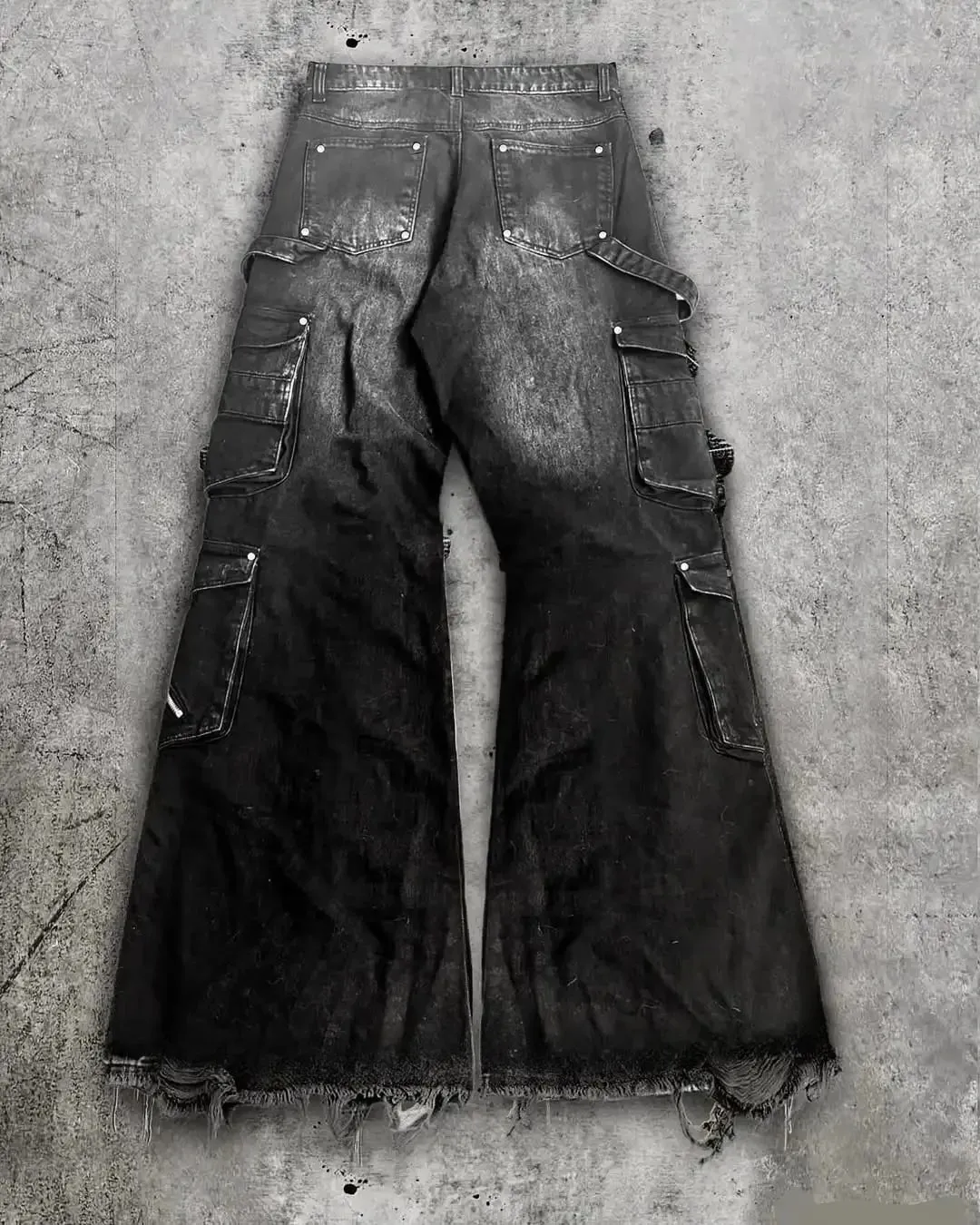 Streetwear Goth Punk Multi-Pocket Cargo Jeans Mens Black Distressed Flared Denim Pants with Straps Zippers Studs Frayed Edges