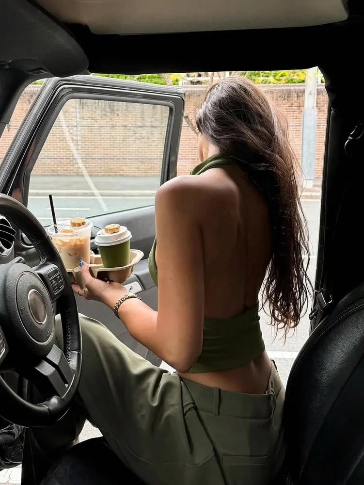 2026 Summer New Arrival: European & American Women's Y2K-Style Sexy Backless Halter Sleeveless Knit Tank Top – Fashionable