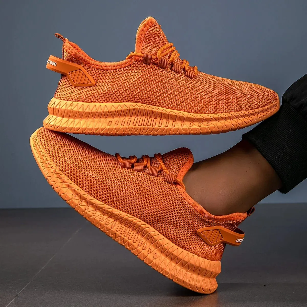 Mens Running Shoes Breathable Lightweight Sports Shoes Anti Slip Comfortable Gym Training Walking Sneakers for Men