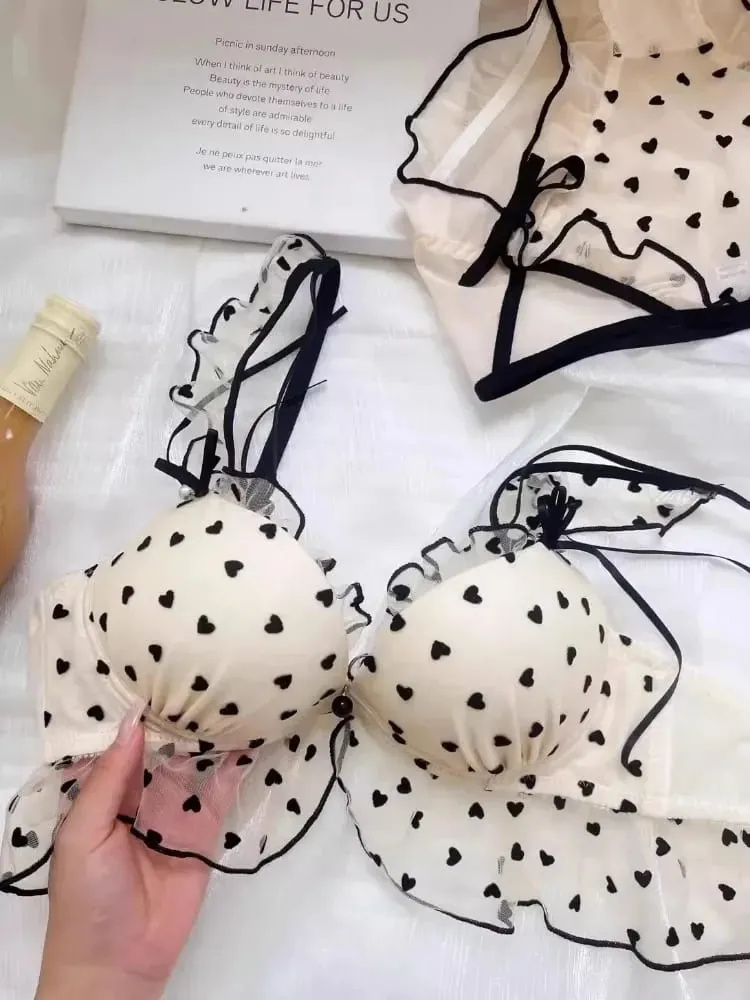 Japonská síťovina Bez drátěná krajka Souprava spodního prádla Dámská malá ňadra sbírají sexy čistá touha sladká podprsenka roztomilá podprsenka SADA kalhotek TUSHY
