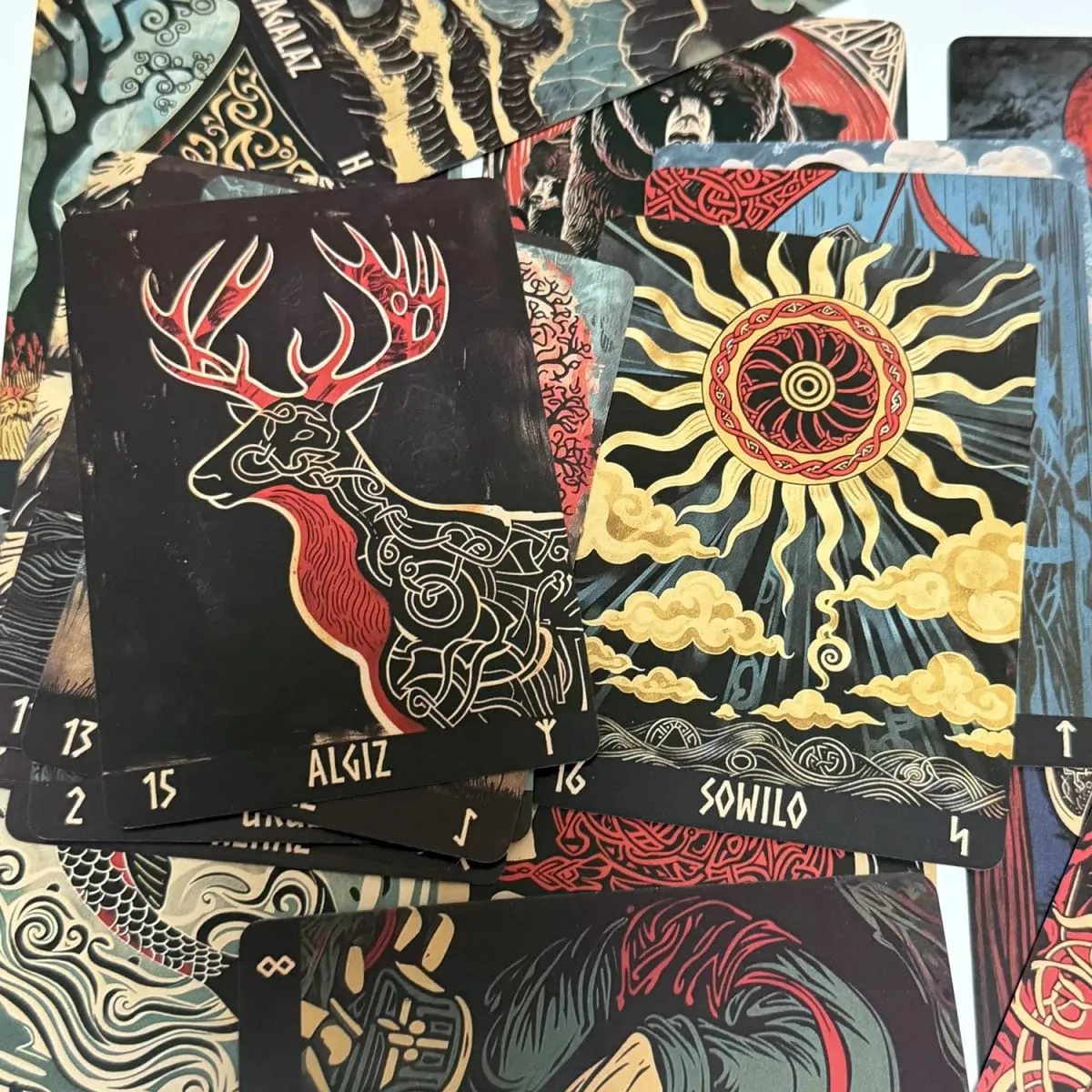 Norveç Gravür Runes Güverte 24 adet İngilizce Versiyon Elder Futhark Runes Oracle güverte
