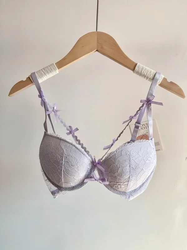 セクシーなWedding Bridal Red Lace Underwear Set Bowknot Push Up Bra For Small Bust Women Party Pure Look Intimate Lingerie