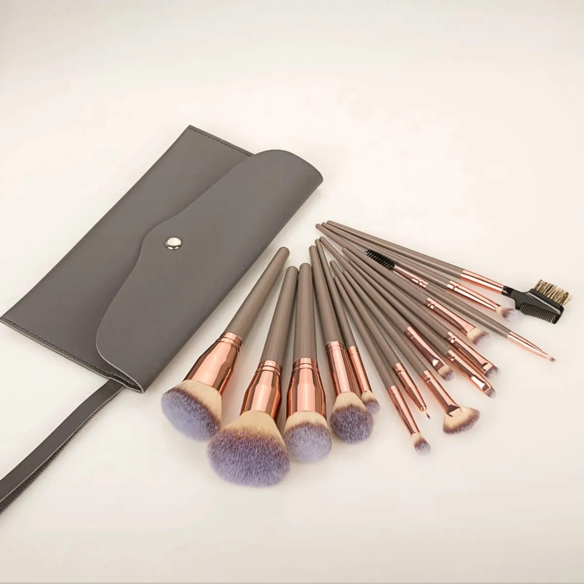 15Pcs Makeup Brushes Set with Storage Bag Soft Bristle Face Eye Brush Kit For Foundation Blush Eyeshadow Eyebrow Cosmetic Tools