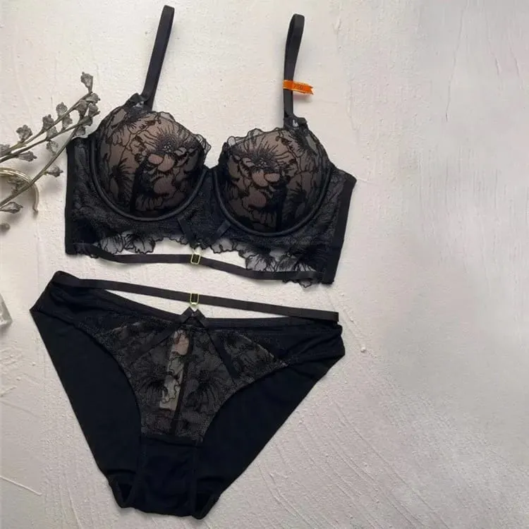 högkvalitativa sexiga spetsar dam-bh:ar och kort tvådelat set push up B C D kupa tråd sommarunderkläder underkläder svart vit lila