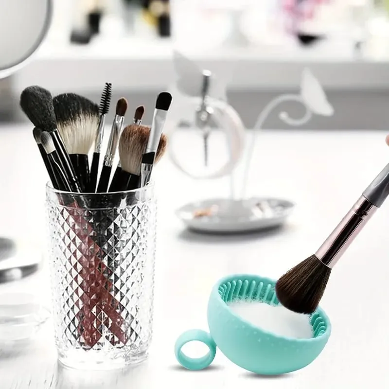 Silicone Makeup Brush Cleaner Bowl 1pcs Unscented Brush Cleaning Mat with Scrubber Pad for Eyebrow Blush Facial & Eye Brushes