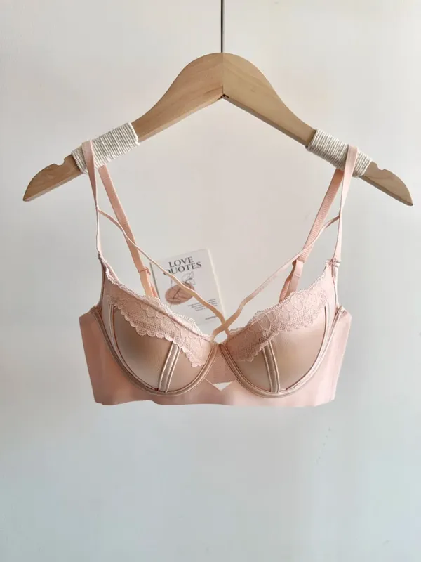 Best Selling Sweet Push Up Bra Set French Lace Polka Dot Small Cup Shaping Lingerie Breathable Comfort Women Intimate Underwear
