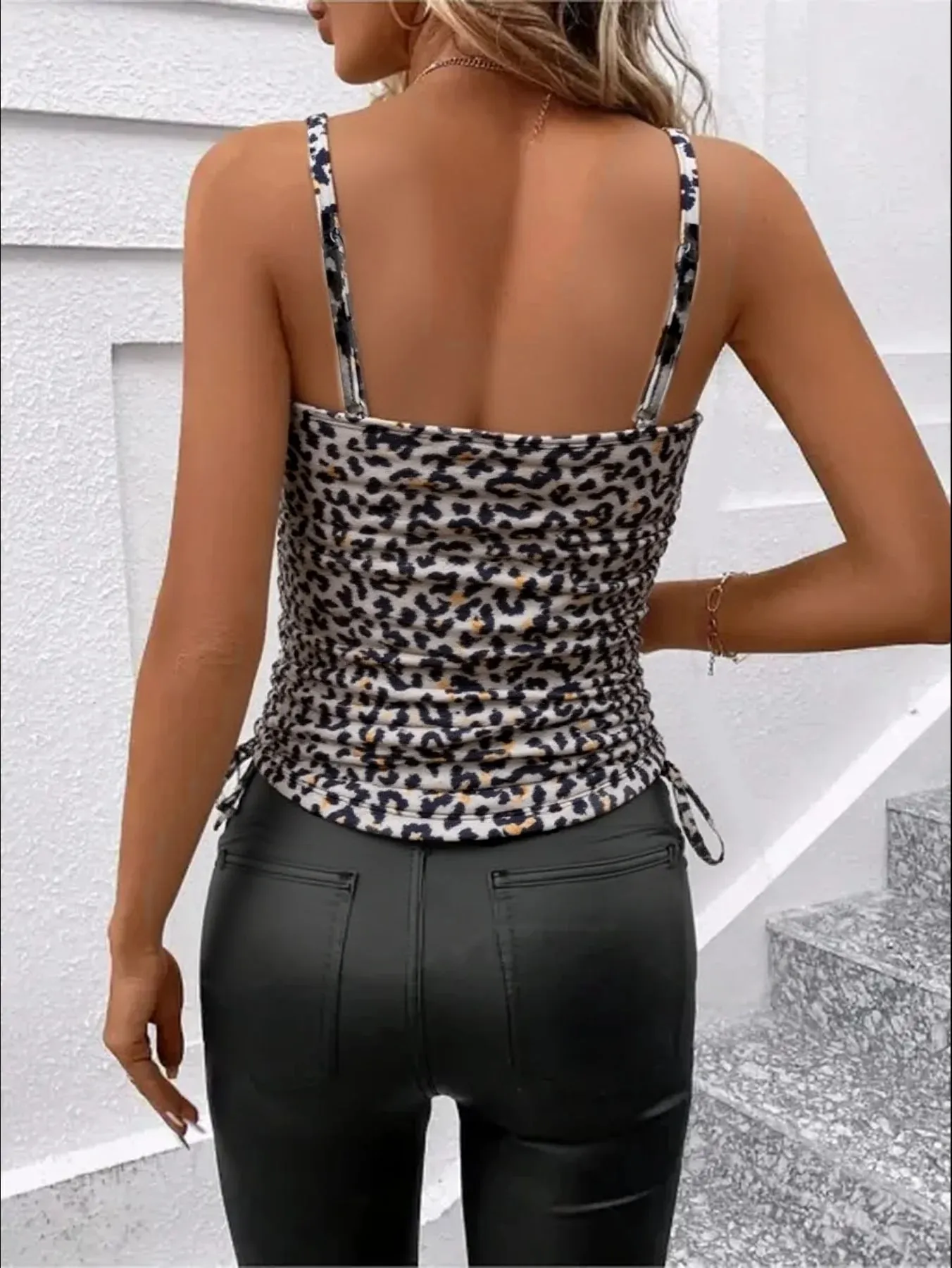 Spring Summer Women Fashion Sexy Leopard Print V Neck Sleeveless Tank Top Street Trend Camisole For Ladies Casual Wear
