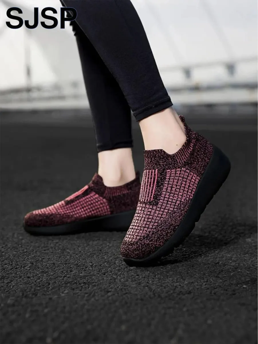 Men's Casual Sports Shoes Breathable Lightweight Sneakers Outdoor Mesh Black Running Shoes Sports Jogging Walking Shoes